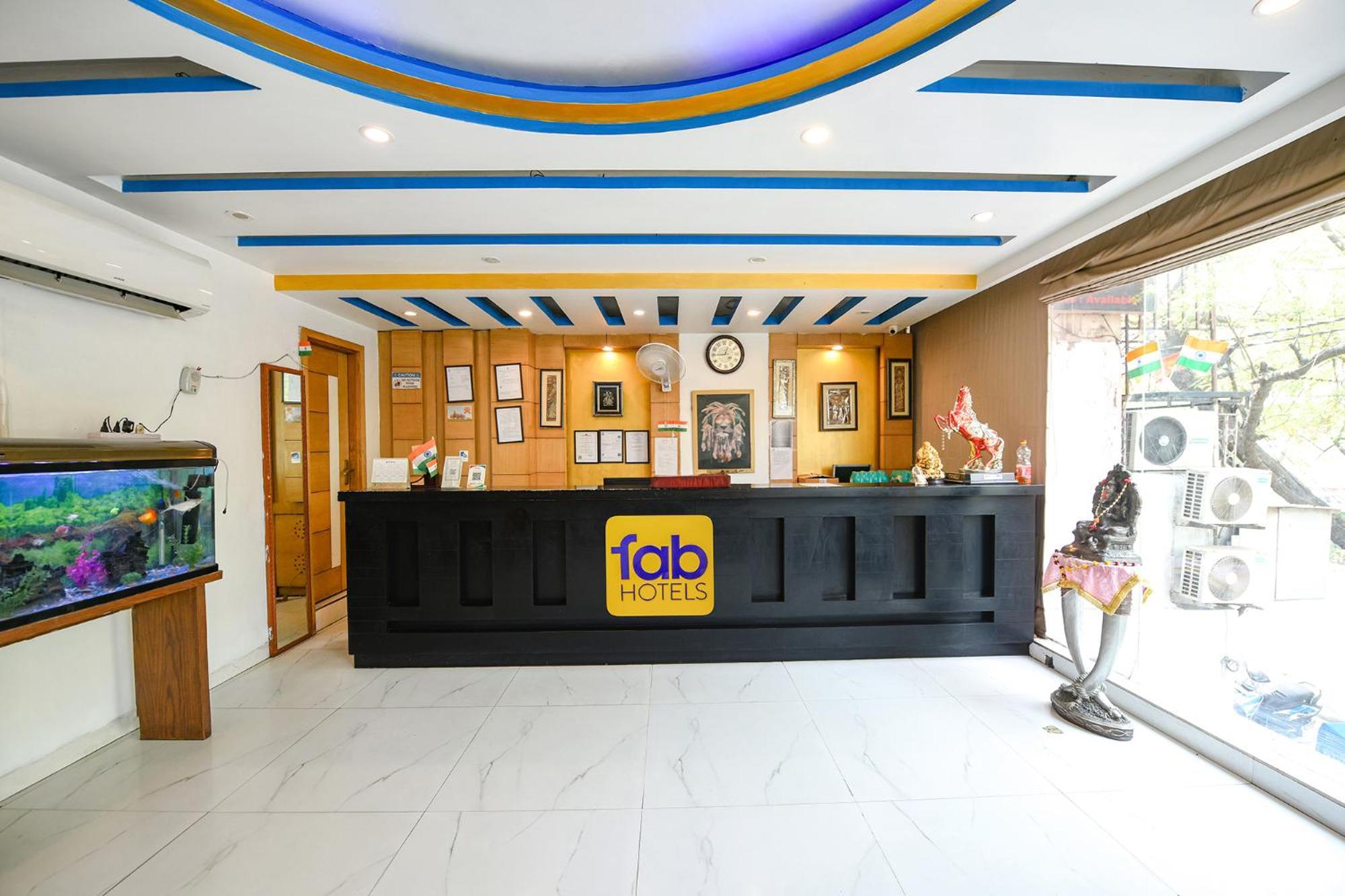 Fabhotel The Kings Plaza Nova Deli Exterior foto